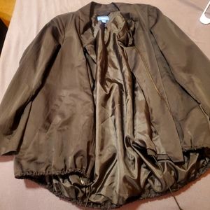 NEW! VERA WANG Windbreaker